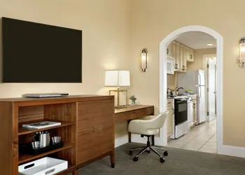 Hilton Ocean City Oceanfront Suites hotel thumbnail 7