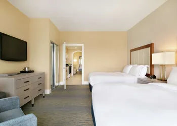 Hilton Ocean City Oceanfront Suites hotel thumbnail 8