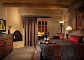 Hilton Santa Fe Buffalo Thunder hotel thumbnail 8