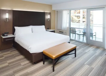Holiday Inn Express San Diego Downtown by IHG hotel thumbnail 4