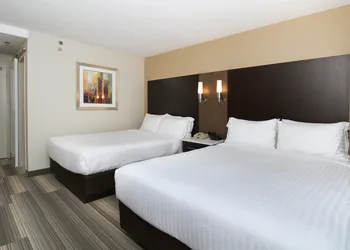 Holiday Inn Express San Diego Downtown by IHG hotel thumbnail 6