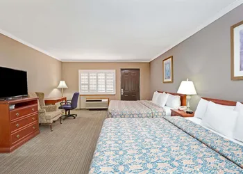 Days Inn by Wyndham West Covina hotel thumbnail 5