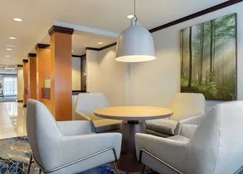 Fairfield Inn & Suites by Marriott Rockford hotel thumbnail 3