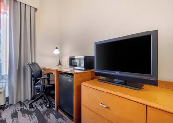 Fairfield Inn & Suites by Marriott Rockford hotel thumbnail 8