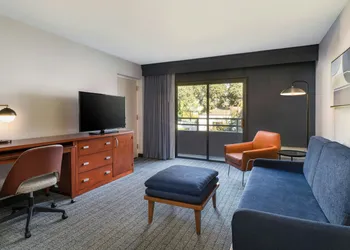 Courtyard by Marriott Sacramento Airport Natomas hotel thumbnail 8