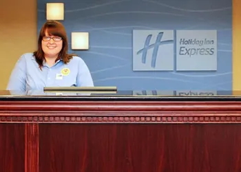 Holiday Inn Express Lapeer by IHG hotel thumbnail 2