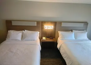 Holiday Inn Express Lapeer by IHG hotel thumbnail 8