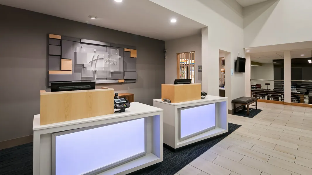 Holiday Inn Express & Suites Everett by IHG hotel detail image 2