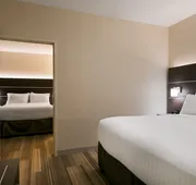 Holiday Inn Express & Suites Everett by IHG hotel detail image 4