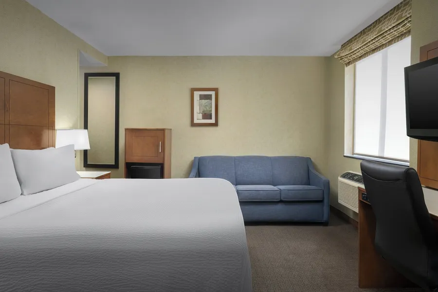 Holiday Inn Express New York - Manhattan West Side by IHG hotel detail image 6