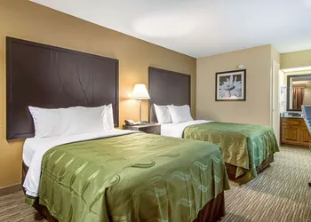 Quality Inn Thomaston hotel thumbnail 5