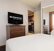 Sandman Suites Vancouver on Davie hotel detail image 5