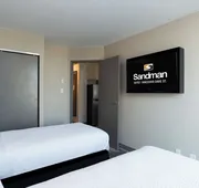 Sandman Suites Vancouver on Davie hotel detail image 7