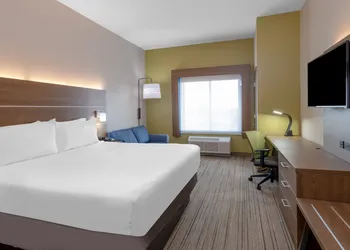 Holiday Inn Express & Suites Dallas East - Fair Park by IHG hotel thumbnail 5