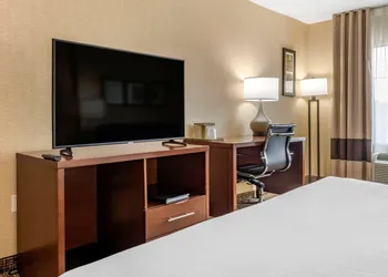 Comfort Inn Meadowlands hotel thumbnail 6