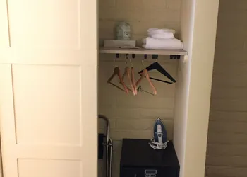 Ramada by Wyndham Santa Barbara hotel thumbnail 4