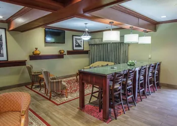 Hampton Inn South Haven hotel thumbnail 2