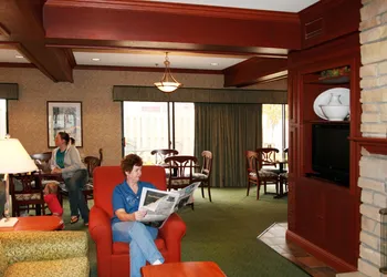 Hampton Inn South Haven hotel thumbnail 4