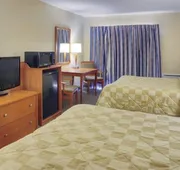 Comfort Inn London - Wellington Road hotel detail image 5