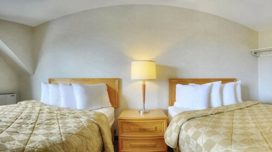Comfort Inn London - Wellington Road hotel detail image 6