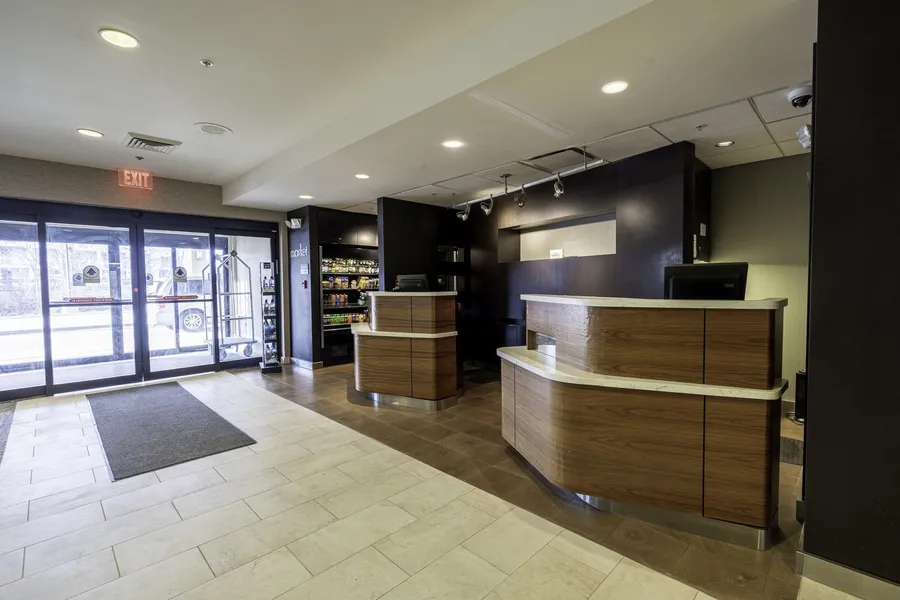 Courtyard by Marriott Cleveland Willoughby hotel detail image 2