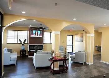 Baymont by Wyndham Manning hotel thumbnail 5