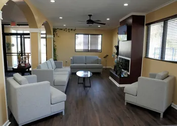 Baymont by Wyndham Manning hotel thumbnail 6