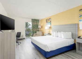 Hutchinson Island Hotel hotel thumbnail 8