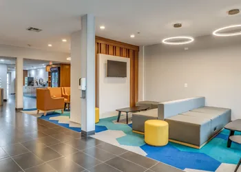 Microtel Inn & Suites by Wyndham Montgomery hotel thumbnail 2
