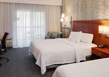 Courtyard by Marriott Pittsburgh West Homestead/Waterfront hotel thumbnail 3