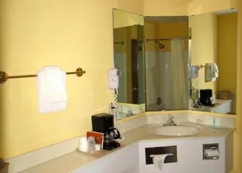 American Heritage Inn hotel thumbnail 4