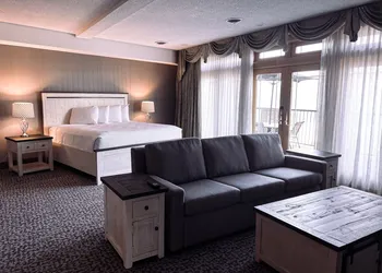 The Georgian Lakeside Resort hotel thumbnail 3
