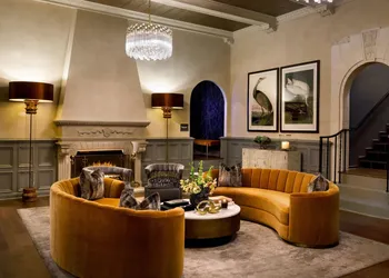 Ambassador Hotel Tulsa, Autograph Collection hotel thumbnail 3