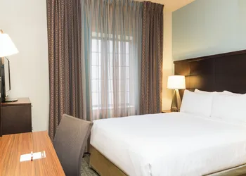 Staybridge Suites Chicago-Oakbrook Terrace by IHG hotel thumbnail 7