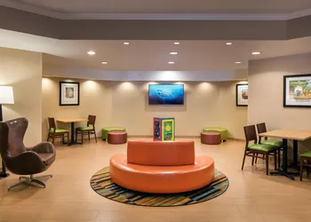 Fairfield by Marriott Anaheim Resort hotel thumbnail 4