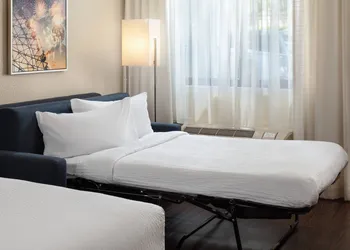 Fairfield by Marriott Anaheim Resort hotel thumbnail 7