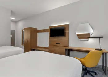 Holiday Inn Express Hotel & Suites West Coxsackie by IHG hotel thumbnail 6