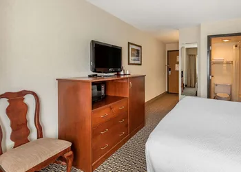 Quality Inn & Suites Steamboat Springs hotel thumbnail 8