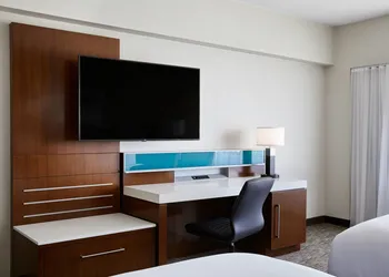 Delta Hotels by Marriott Phoenix Mesa hotel thumbnail 5