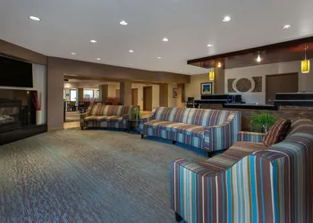 Ramada by Wyndham Glendale Heights/Lombard hotel thumbnail 4