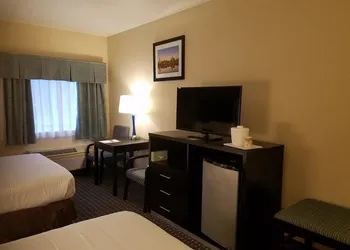 Ramada by Wyndham Glendale Heights/Lombard hotel thumbnail 6