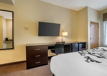 Sleep Inn & Suites Port Charlotte - Punta Gorda hotel thumbnail 8