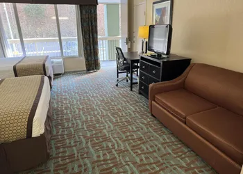 OYO Hotel Harriman hotel thumbnail 6