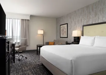 DoubleTree by Hilton Richmond - Midlothian hotel thumbnail 8