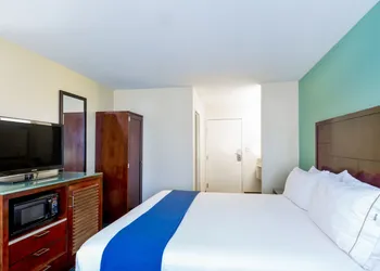 GreenTree Inn San Diego Mission Bay hotel thumbnail 4