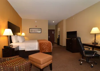 Comfort Inn & Suites Burnet hotel thumbnail 5