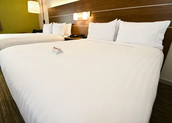 Holiday Inn Express Hotel & Stes Port Clinton-Catawba Island by IHG hotel thumbnail 6