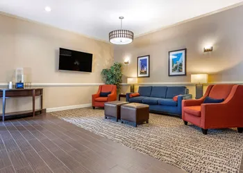 Comfort Inn & Suites Villa Rica hotel thumbnail 3