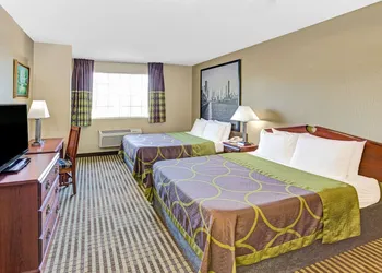 Super 8 by Wyndham Gurnee hotel thumbnail 6