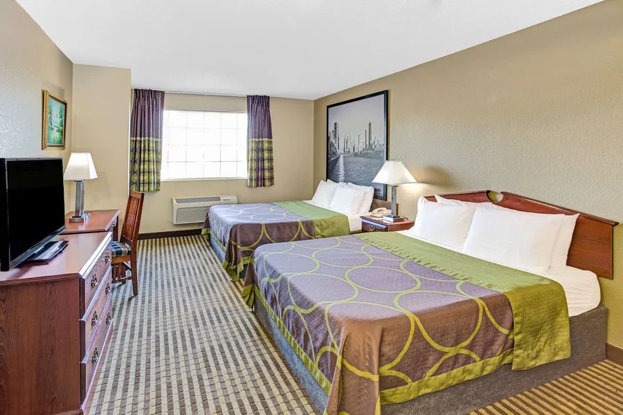 Super 8 by Wyndham Gurnee hotel detail image 6